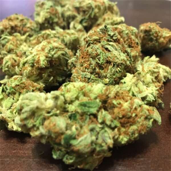 Lemon Larry Cannabis Strain EU